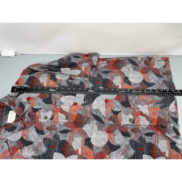 Tommy Bahama Silk Hawaiian Shirt Button Up Floral Beach Artsy Cruise Gray Red L - Picture 7 of 7